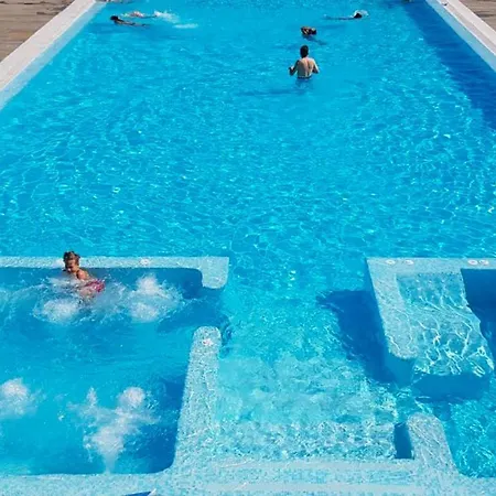 Tra Sole & Mare- Grande Attico Panoramico, Sauna, 4 Terrazze 穆贾